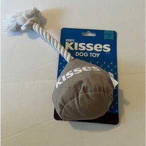 Hersey Kiss crinkle and rope dog toy New